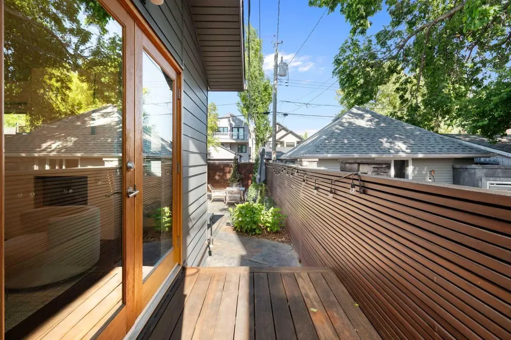3610 4 Street SW Calgary AB T2S 1V2