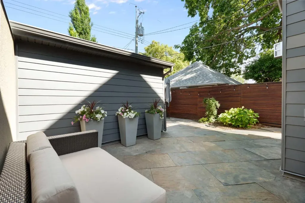 3610 4 Street SW Calgary AB T2S 1V2