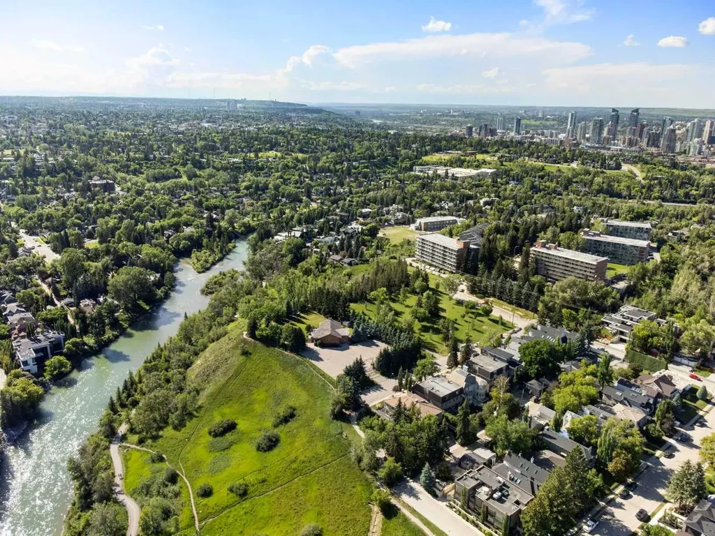 3610 4 Street SW Calgary AB T2S 1V2