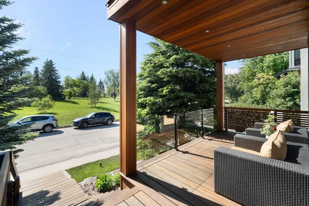 3610 4 Street SW Calgary AB T2S 1V2