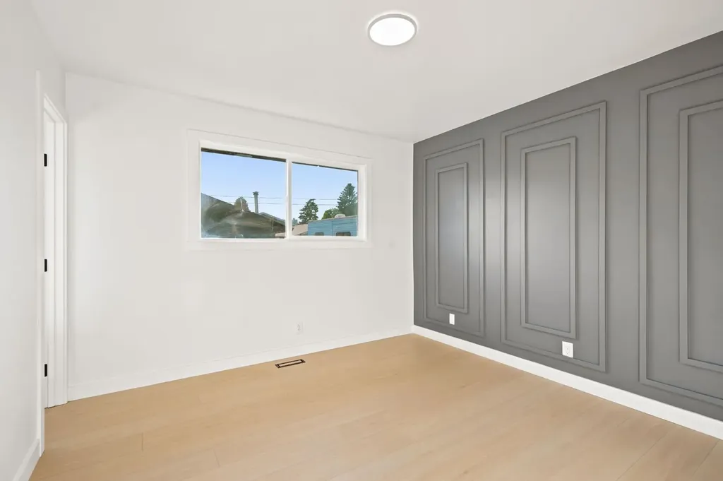 19 Mardale Crescent NE Calgary AB T2A 3V4