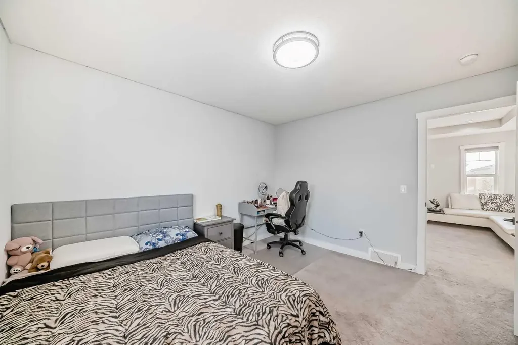 2 Chelsea Bay Chestermere AB T1x 1Z3