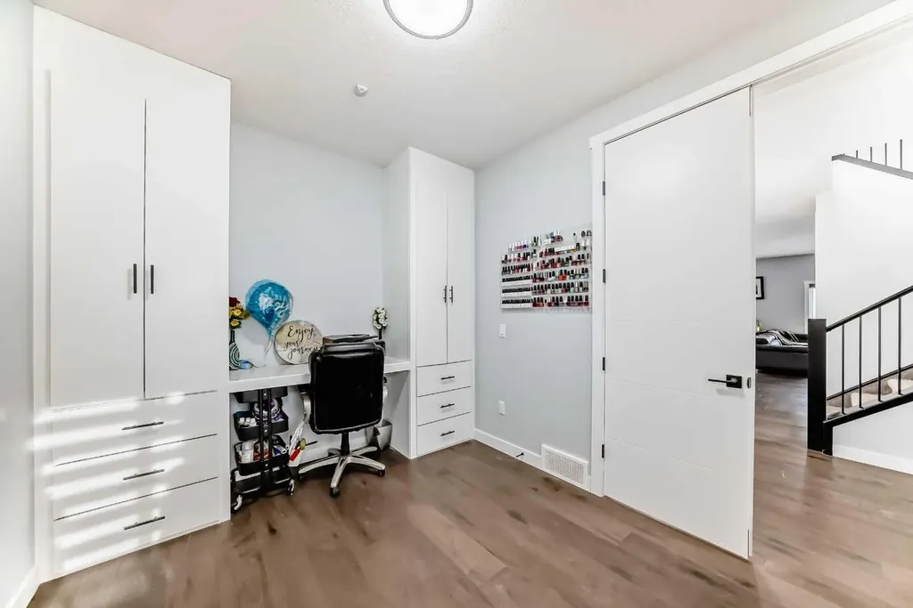 2 Chelsea Bay Chestermere AB T1x 1Z3