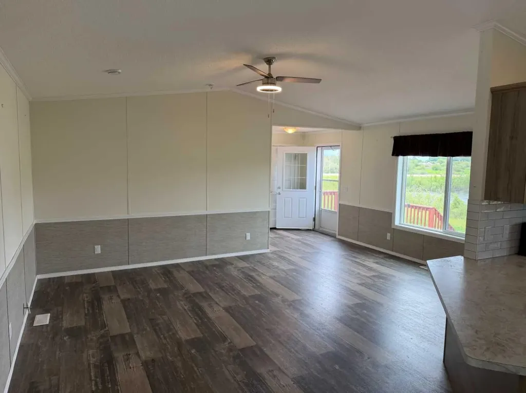 413 Spruce Point Estates Place Kinuso AB T0G 2K0