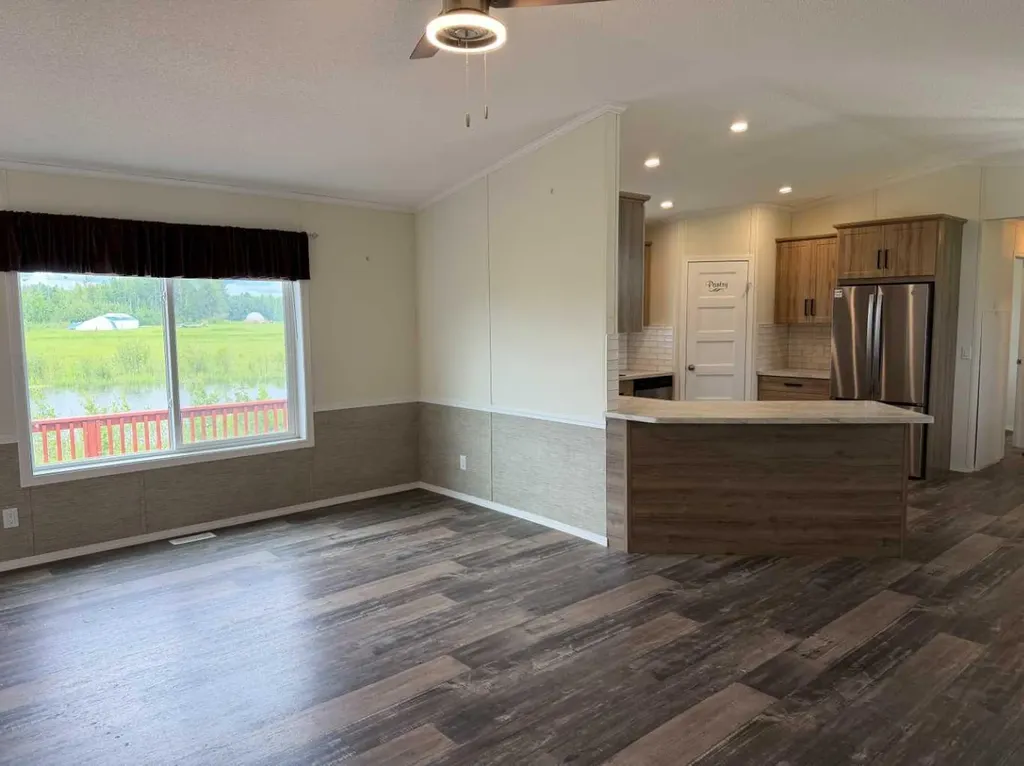 413 Spruce Point Estates Place Kinuso AB T0G 2K0
