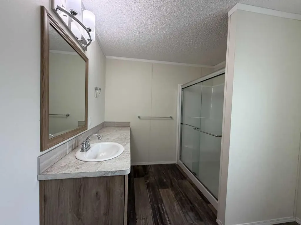 413 Spruce Point Estates Place Kinuso AB T0G 2K0