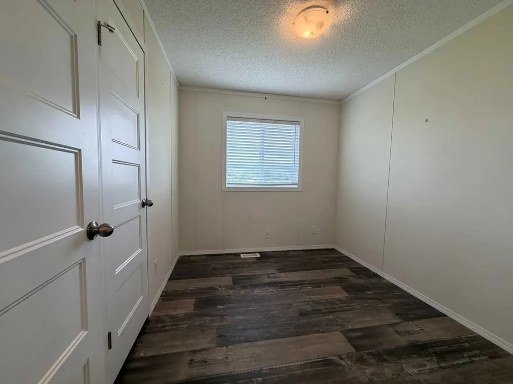 413 Spruce Point Estates Place Kinuso AB T0G 2K0