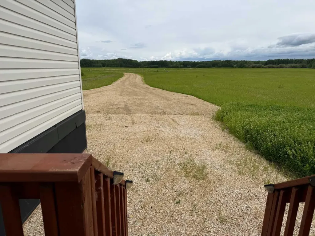 413 Spruce Point Estates Place Kinuso AB T0G 2K0