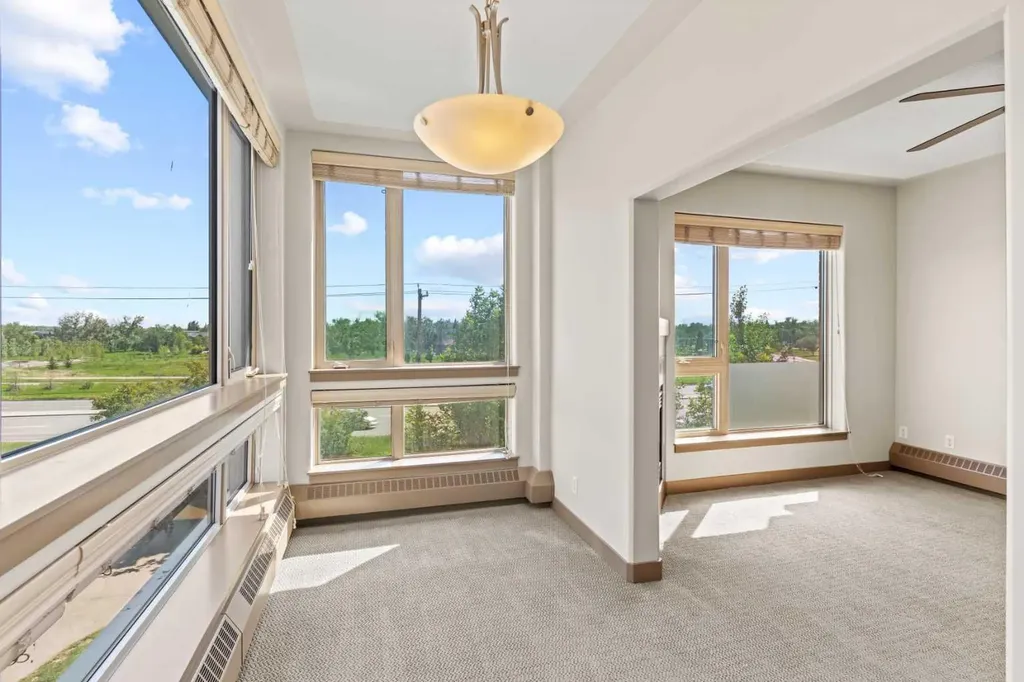 35 Inglewood Park SE Calgary AB T2G 1B5