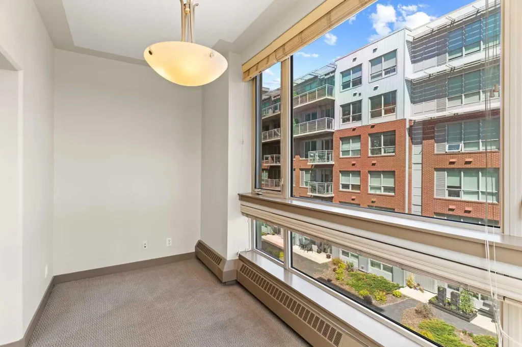 35 Inglewood Park SE Calgary AB T2G 1B5