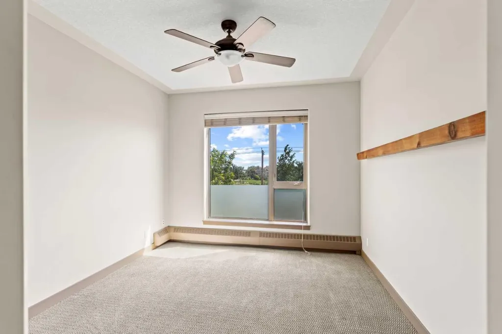 35 Inglewood Park SE Calgary AB T2G 1B5