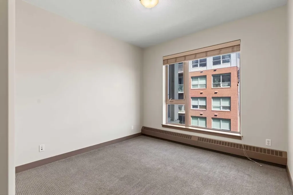 35 Inglewood Park SE Calgary AB T2G 1B5