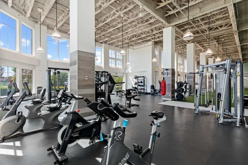 35 Inglewood Park SE Calgary AB T2G 1B5