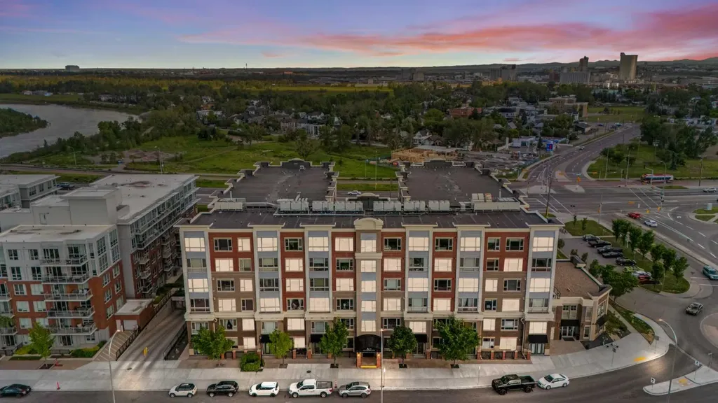 35 Inglewood Park SE Calgary AB T2G 1B5