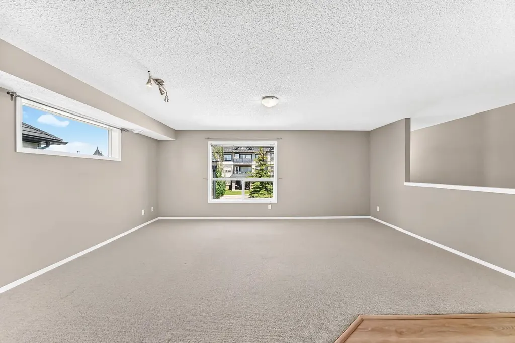 140 Sagewood Boulevard SW Airdrie AB T4B 3H5