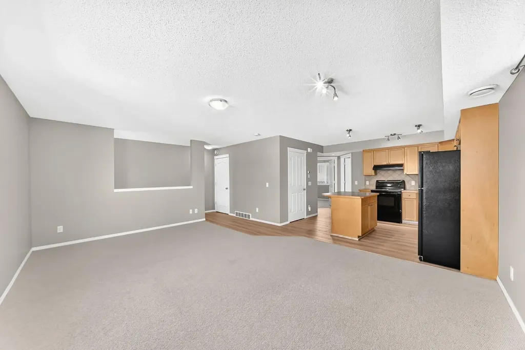 140 Sagewood Boulevard SW Airdrie AB T4B 3H5