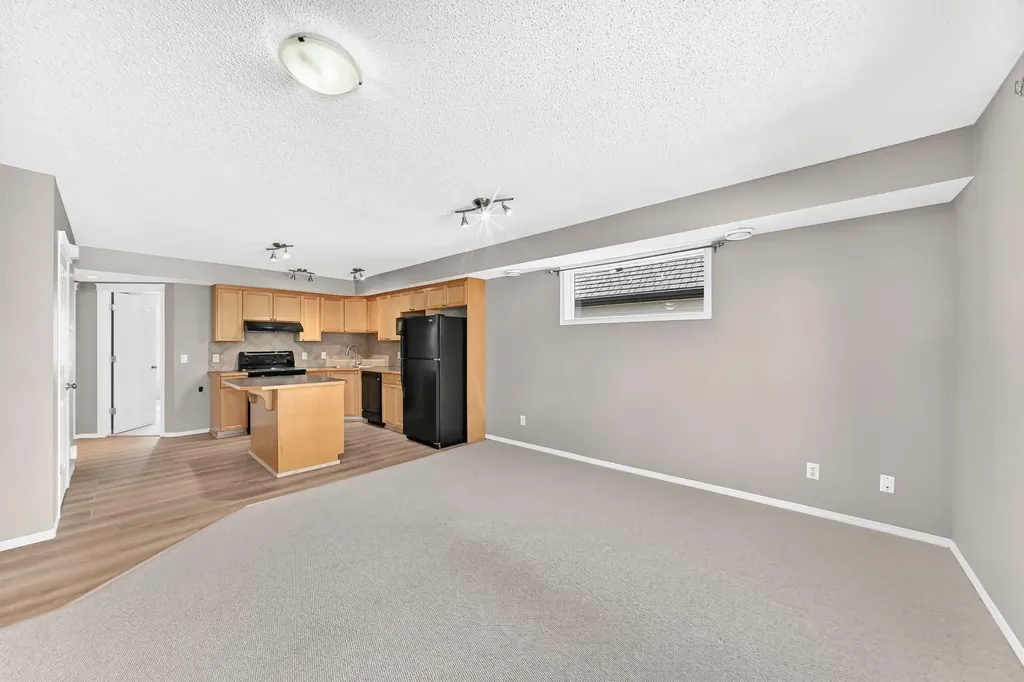 140 Sagewood Boulevard SW Airdrie AB T4B 3H5