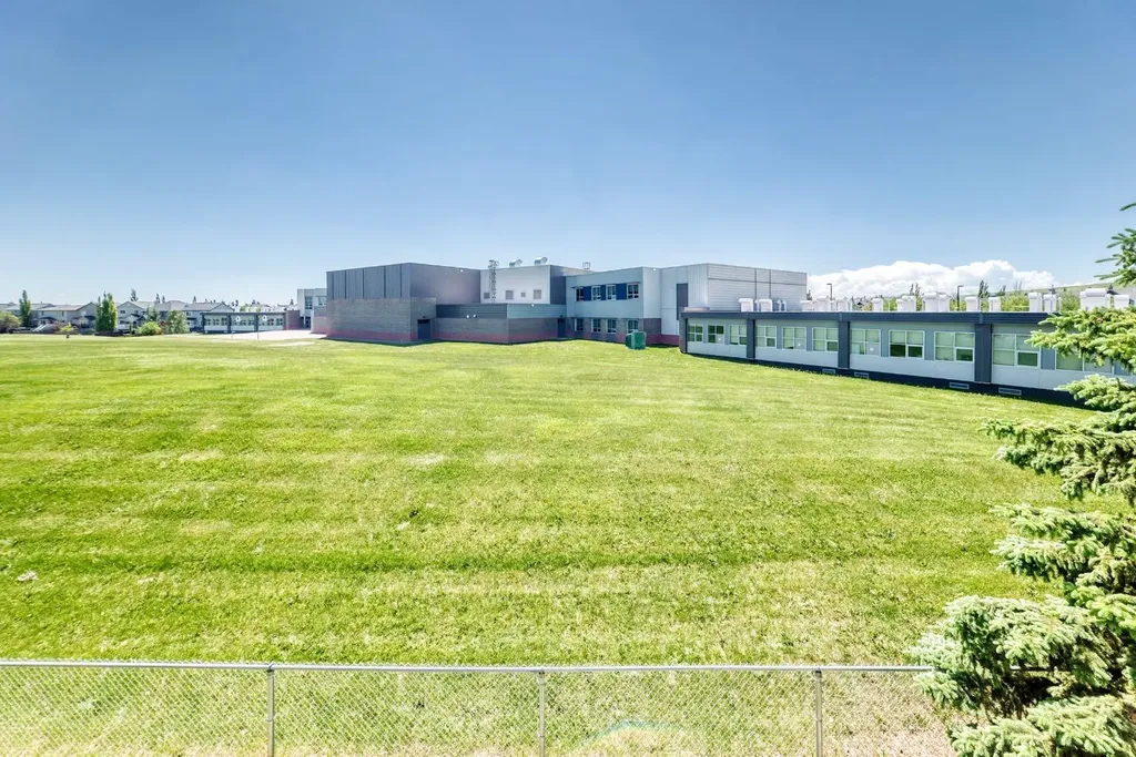 140 Sagewood Boulevard SW Airdrie AB T4B 3H5