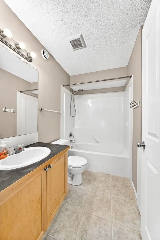 140 Sagewood Boulevard SW Airdrie AB T4B 3H5