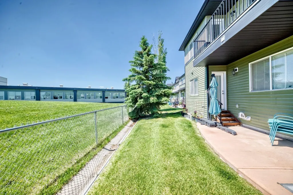 140 Sagewood Boulevard SW Airdrie AB T4B 3H5