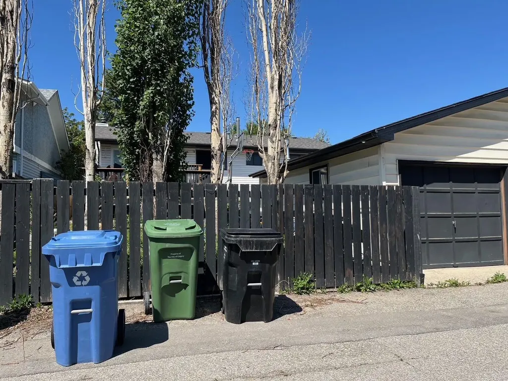 224 Whitewood Place NE Calgary AB T1Y 3N4