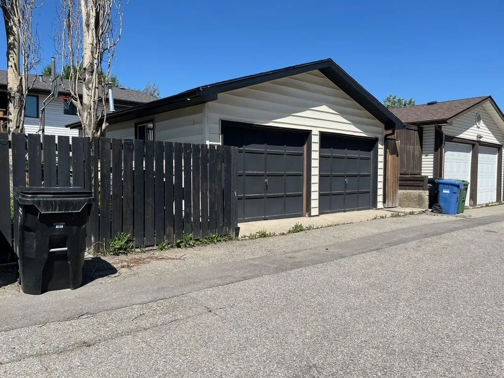 224 Whitewood Place NE Calgary AB T1Y 3N4