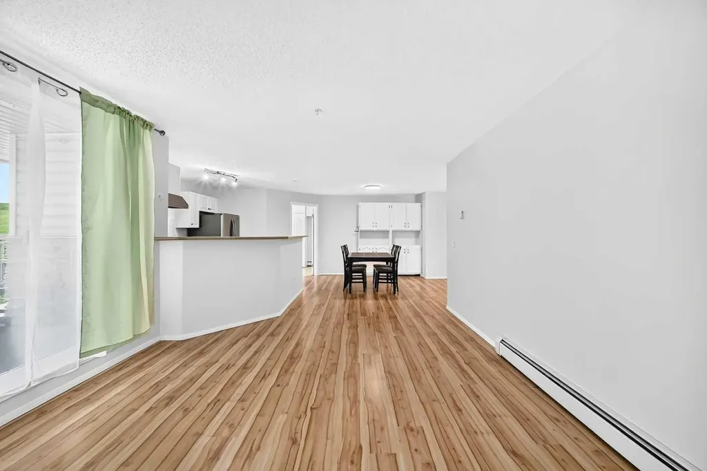 5500 Somervale Court SW Calgary AB T2Y 4L9