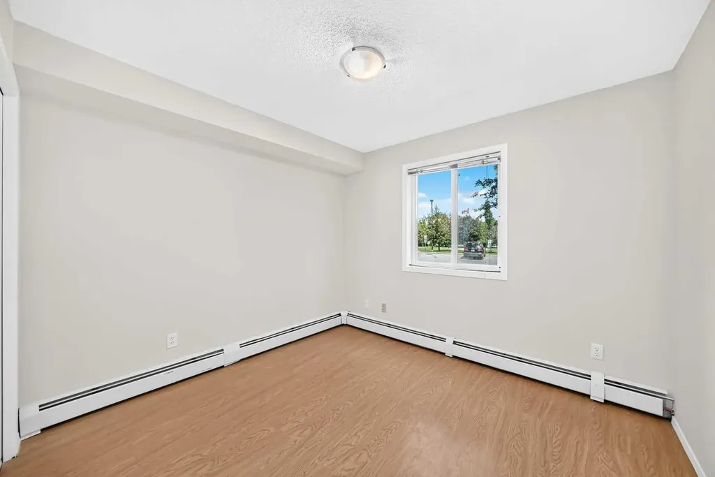 5500 Somervale Court SW Calgary AB T2Y 4L9