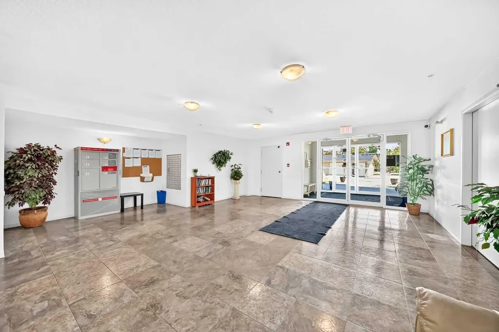 5500 Somervale Court SW Calgary AB T2Y 4L9