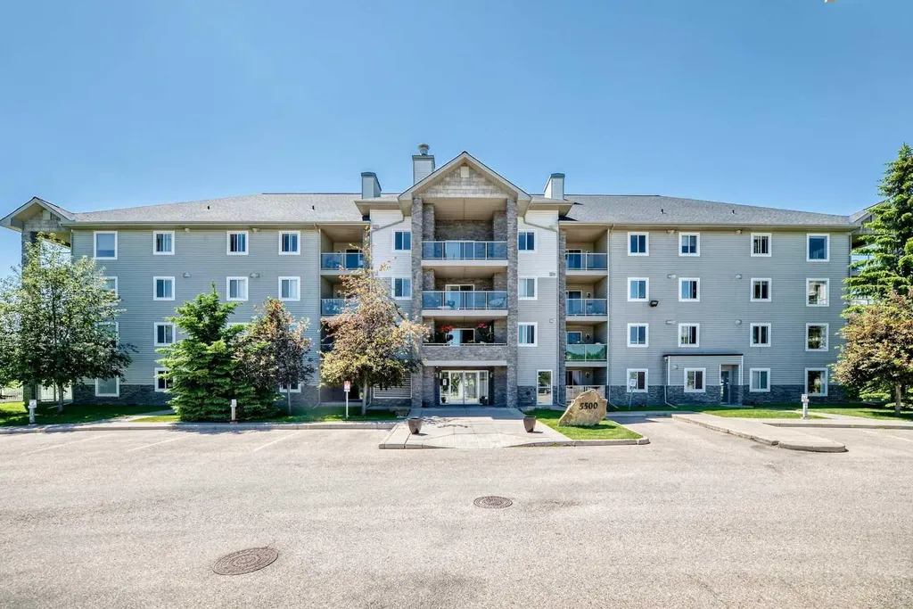 5500 Somervale Court SW Calgary AB T2Y 4L9