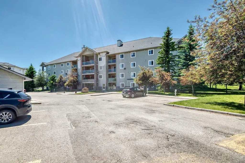 5500 Somervale Court SW Calgary AB T2Y 4L9