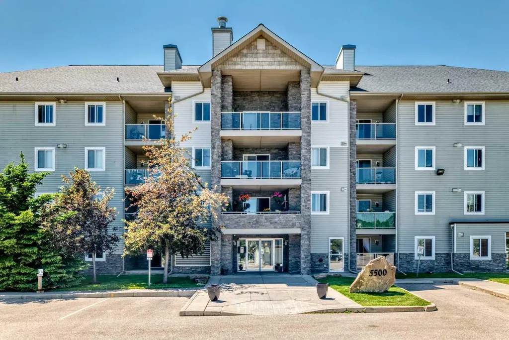 5500 Somervale Court SW Calgary AB T2Y 4L9