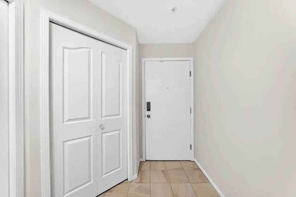 5500 Somervale Court SW Calgary AB T2Y 4L9
