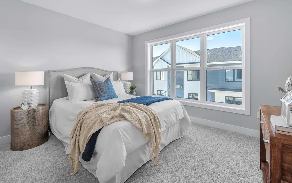 255 Rowmont Boulevard NW Calgary AB T3L 0M2