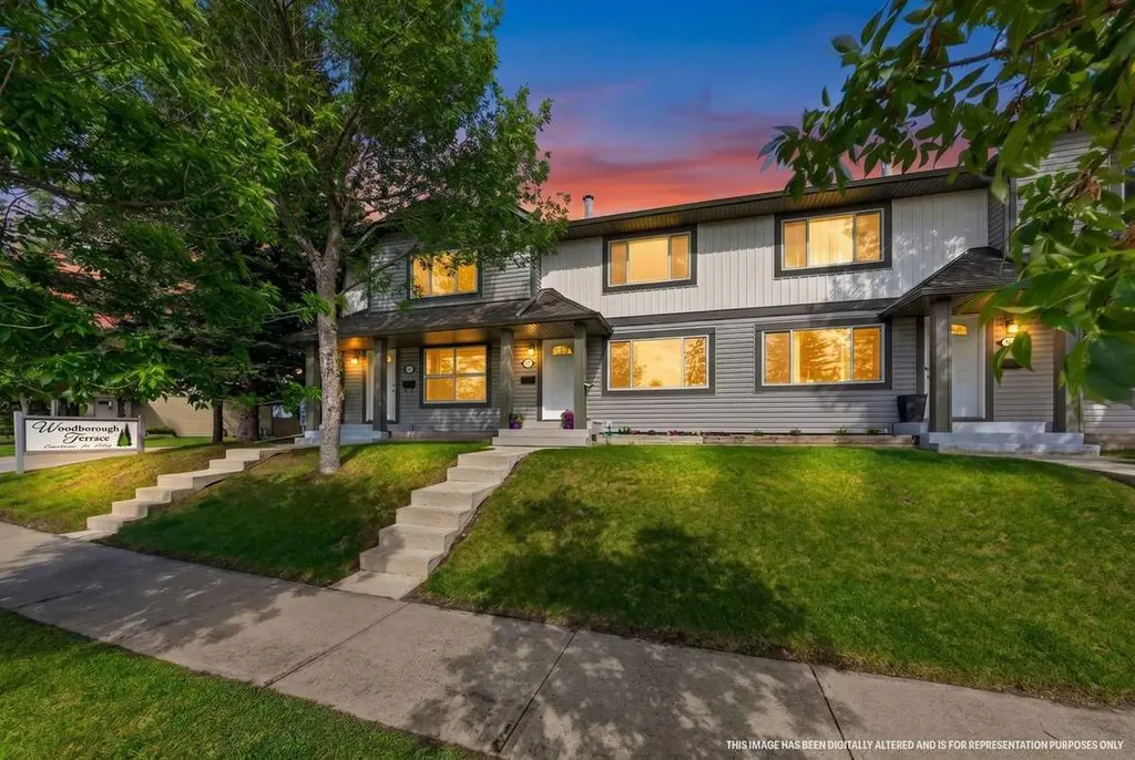 538 Woodbine Boulevard SW Calgary AB T2W4Z9