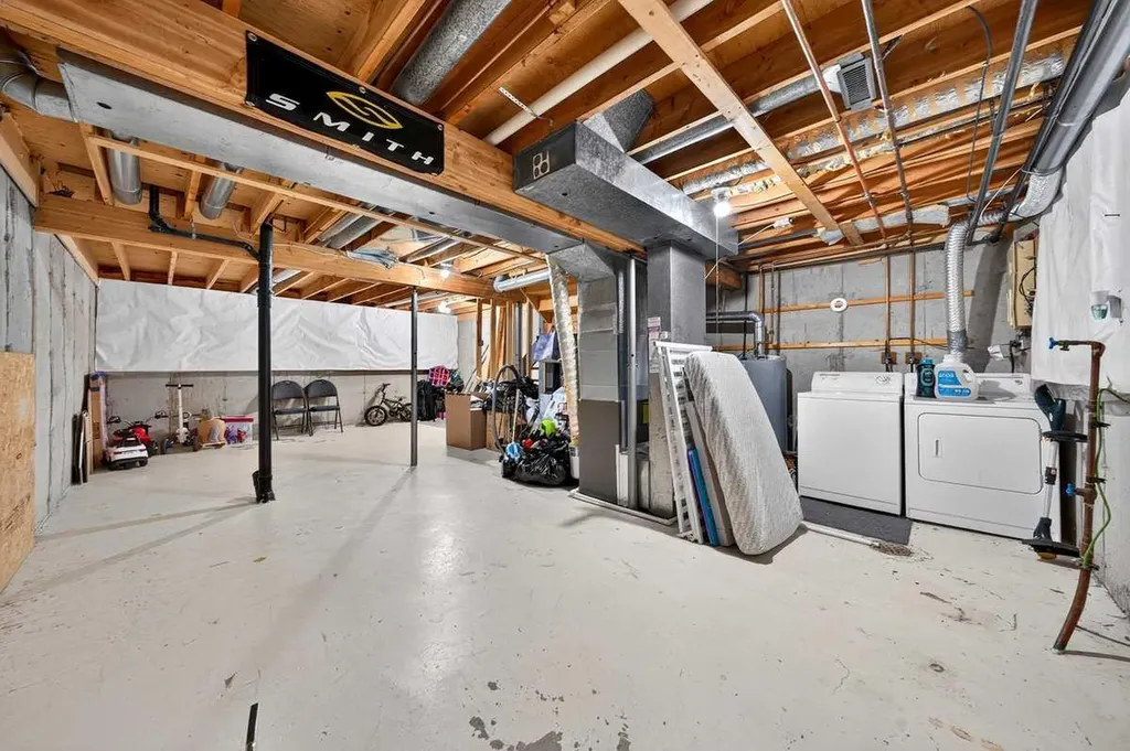 538 Woodbine Boulevard SW Calgary AB T2W4Z9