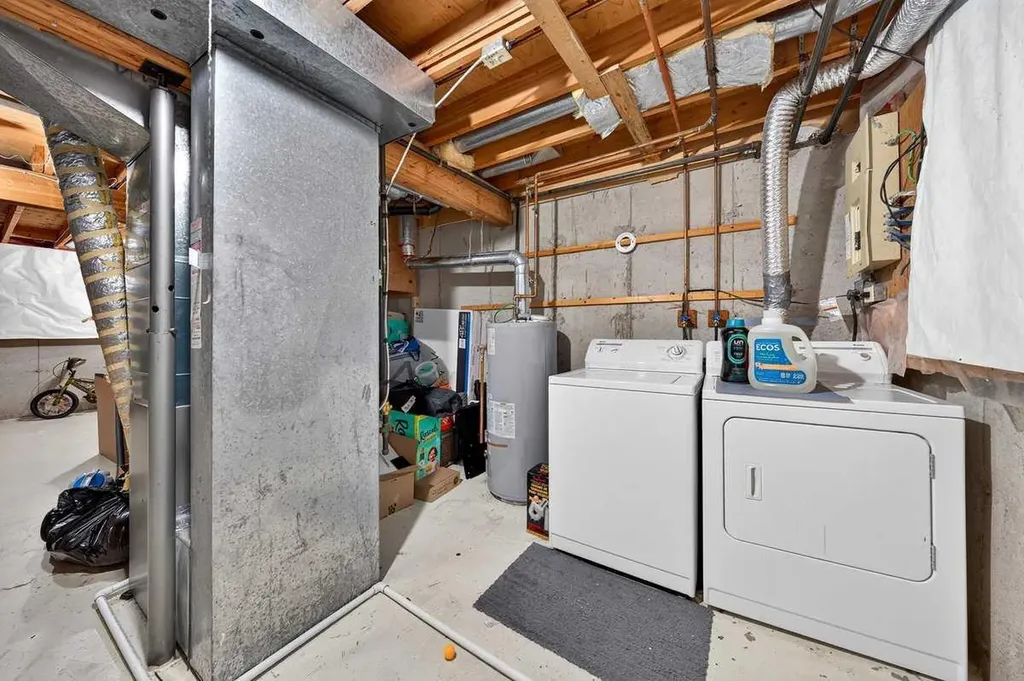 538 Woodbine Boulevard SW Calgary AB T2W4Z9