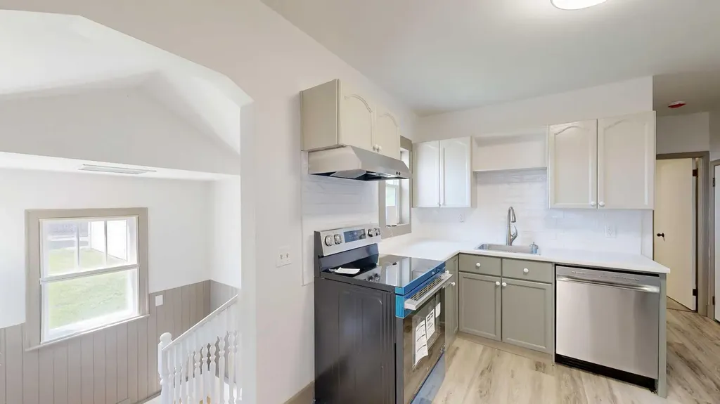 4707 51 Avenue Stettler AB T4K1A3
