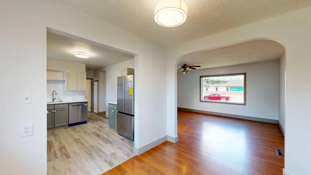 4707 51 Avenue Stettler AB T4K1A3