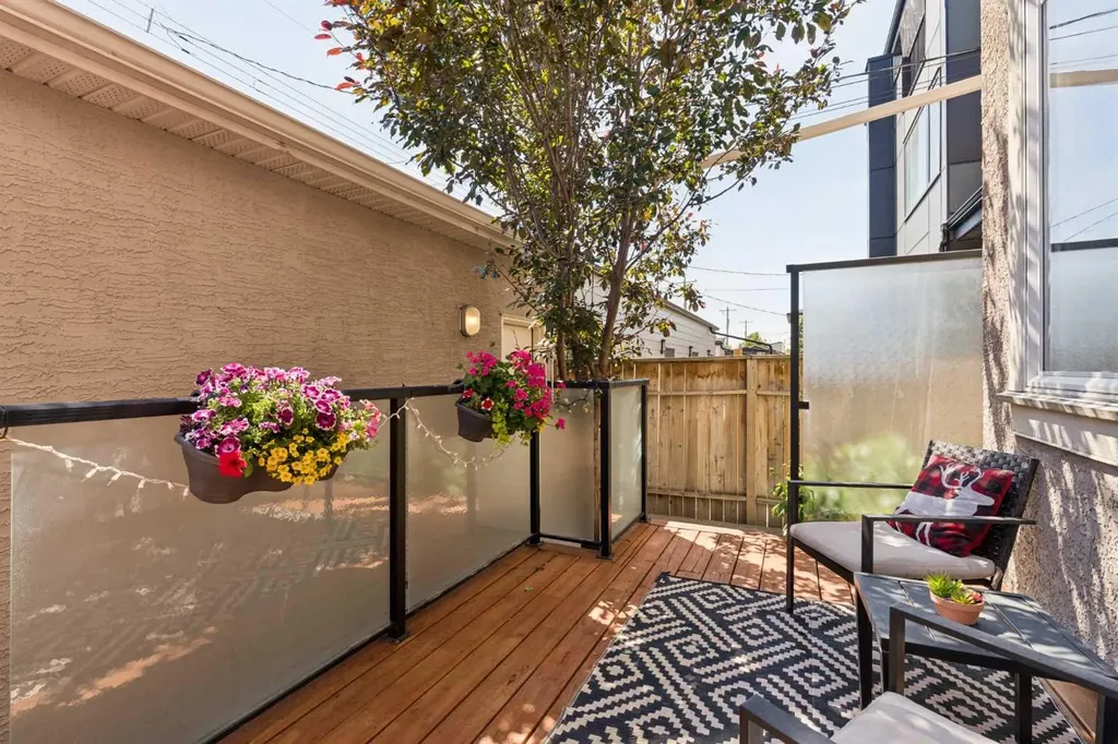 1932 35 Street SW Calgary AB T3E 2X3
