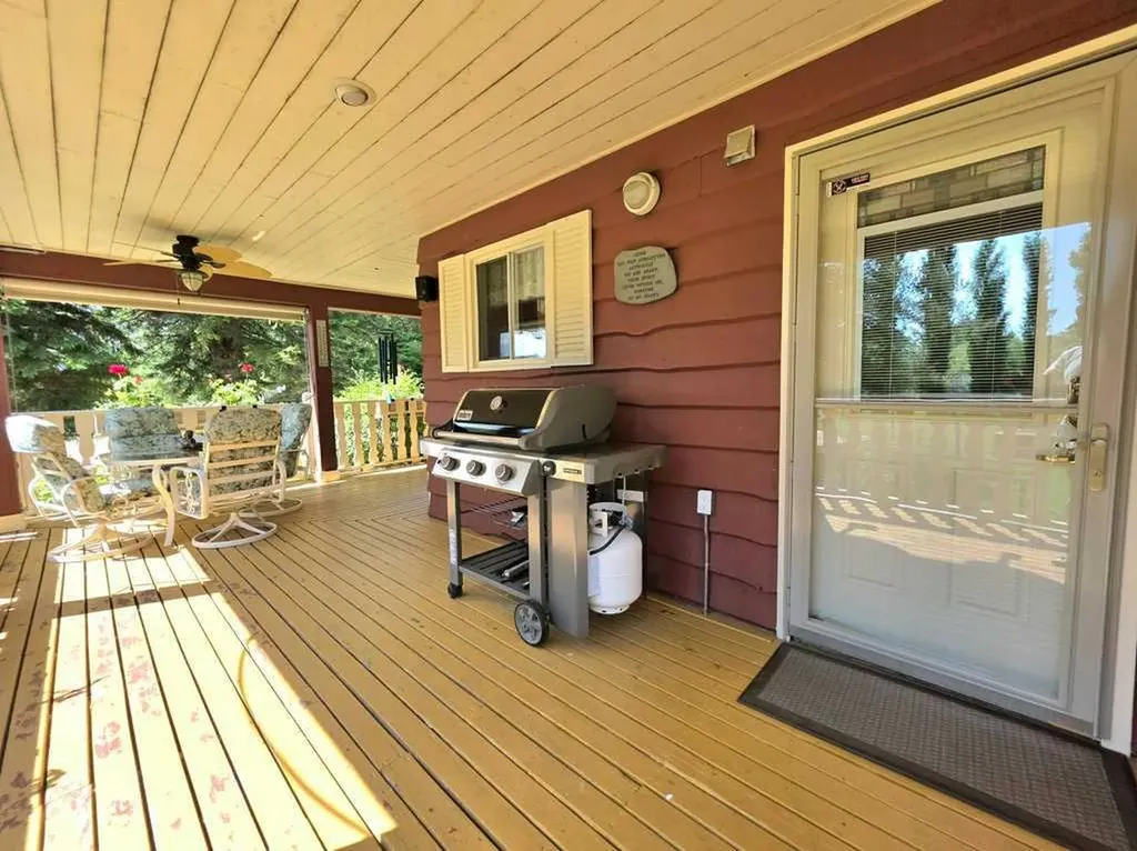 1 Johnson Drive Marten Beach AB T0G 2A0