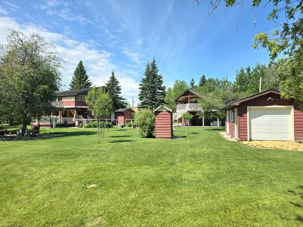 1 Johnson Drive Marten Beach AB T0G 2A0