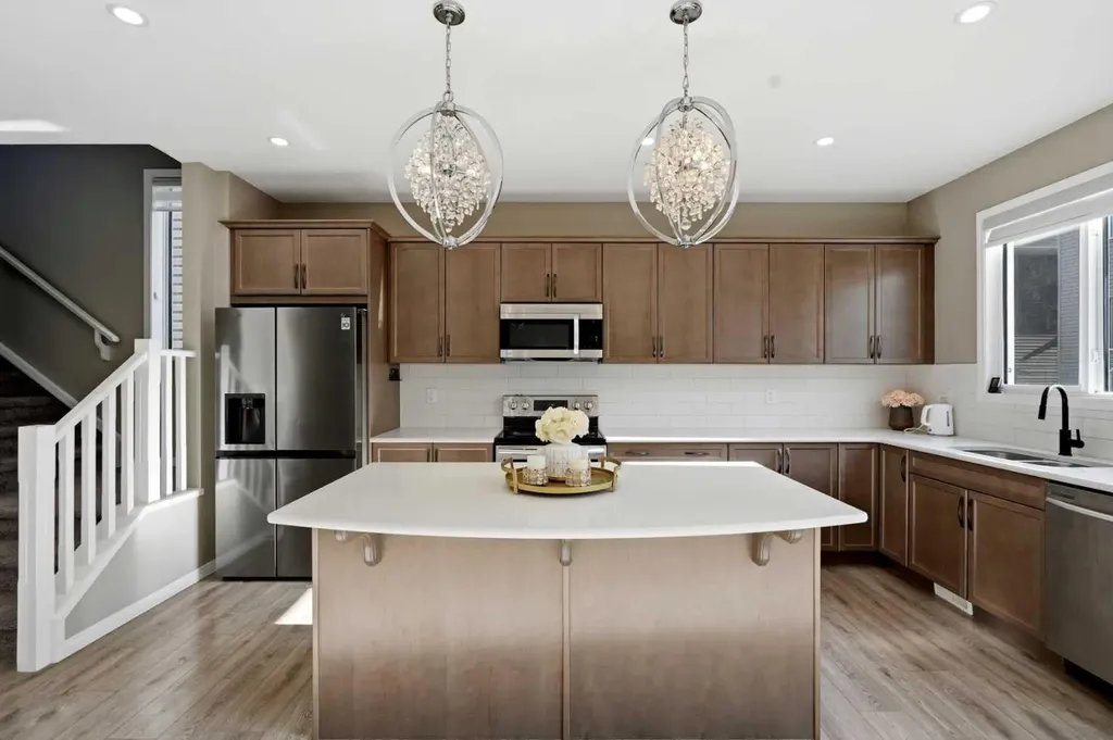 17 Carrington Manor NW Calgary AB T3P 0Z2
