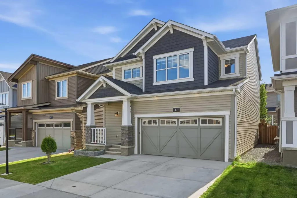 17 Carrington Manor NW Calgary AB T3P 0Z2
