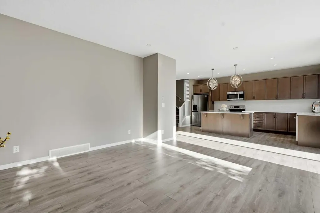 17 Carrington Manor NW Calgary AB T3P 0Z2