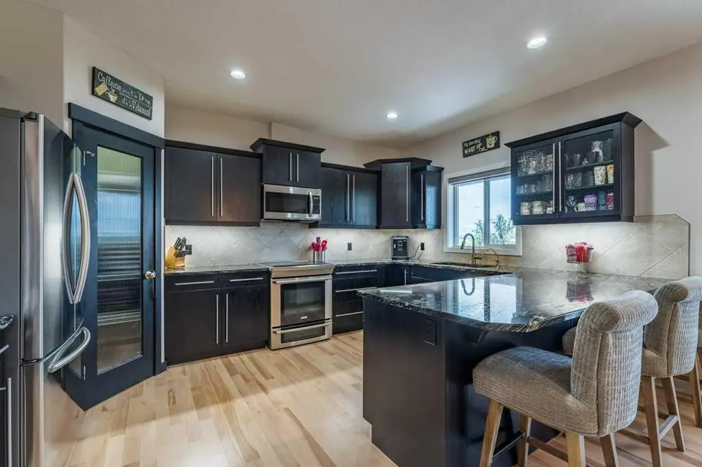 472 Sunset Link Crossfield AB T0M 0S0
