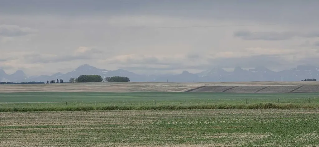 472 Sunset Link Crossfield AB T0M 0S0