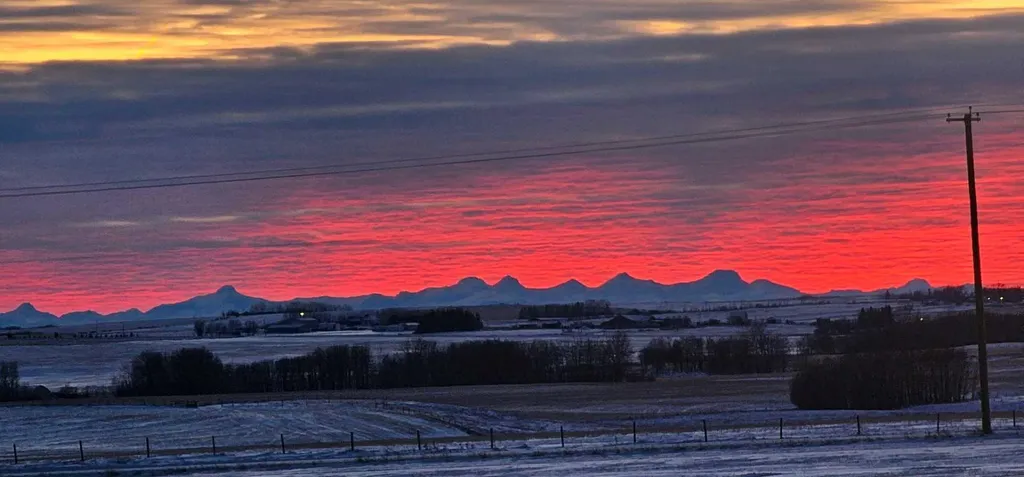 472 Sunset Link Crossfield AB T0M 0S0