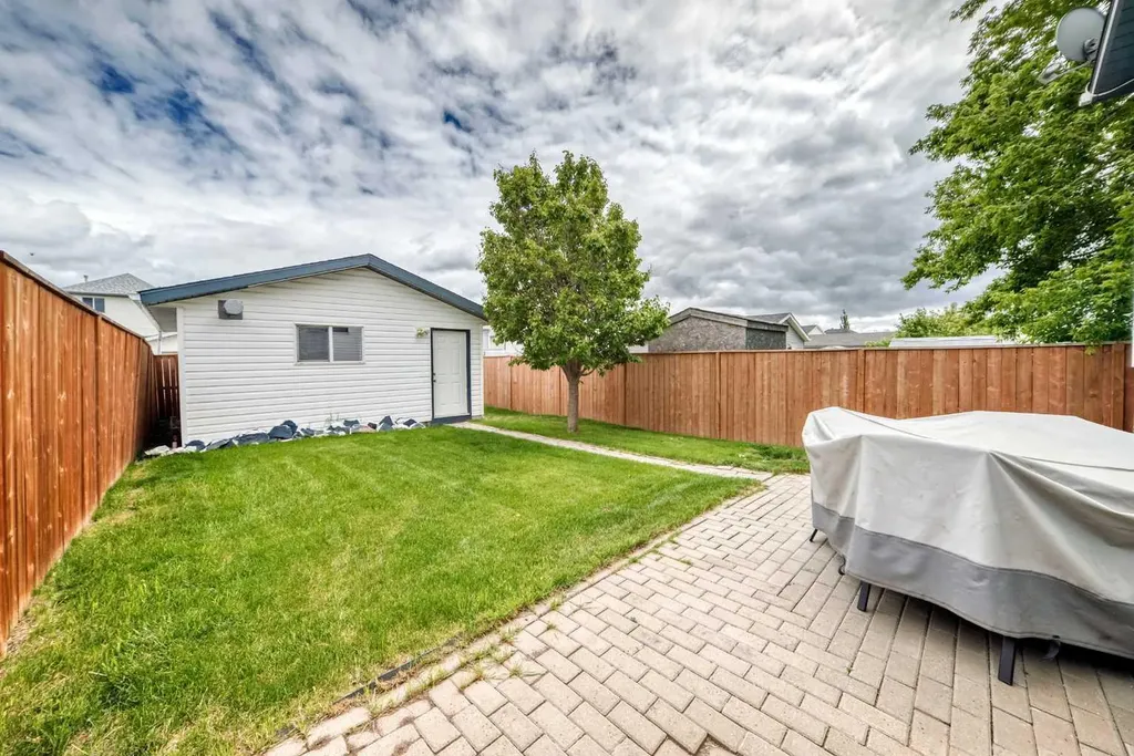 57 San Diego Way NE Calgary AB T1Y 7A5
