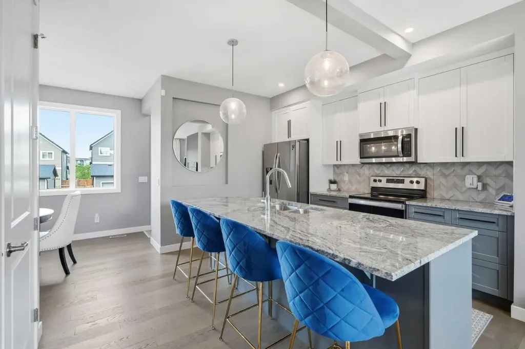 332 Lawthorn Way SE Airdrie AB T4A 3M7